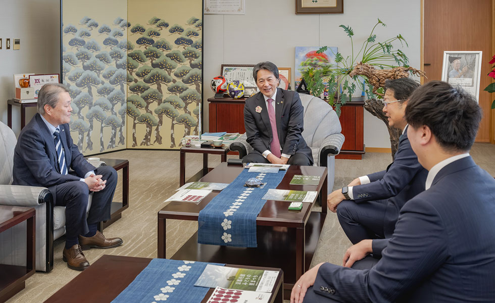 「第43回全国都市緑化フェアin京都丹波」の寄付金贈呈式に出席させていただきました